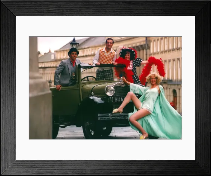 Framed Print : Cast members of Me And My Girl, from the West End Operatic Society, front Leandra Edmands Framed Print : Cast members of Me And My Girl, from the West End Operatic Society, front Leandra Edmands
