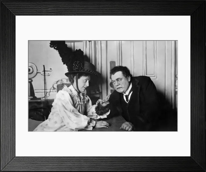Framed Print : Gwennie Mars married to Mr. Henry Burkinshaw in the Theatre production of Samson