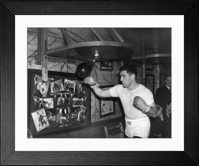 Framed Print : Boxing Joey Maxim American boxer training at jack Solomons Gym Framed Print : Boxing Joey Maxim American boxer training at jack Solomons Gym