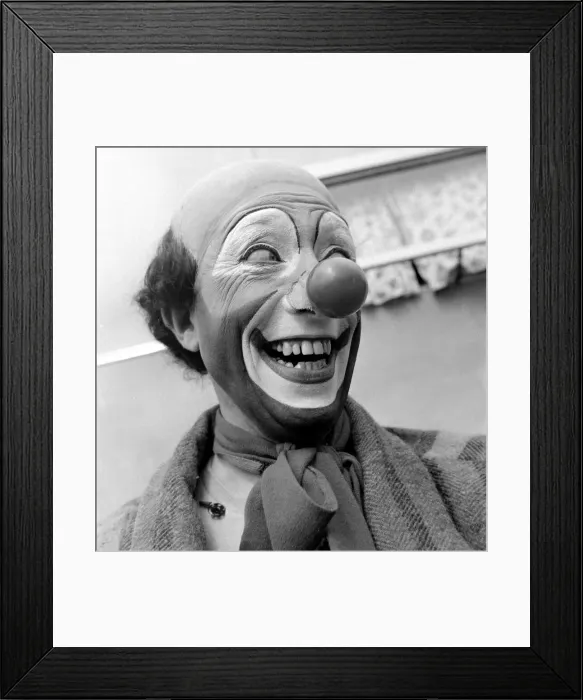 Framed Print : Grimaldi the clown at Chessington Zoo circus 17 / 8 / 54 Framed Print : Grimaldi the clown at Chessington Zoo circus 17 / 8 / 54