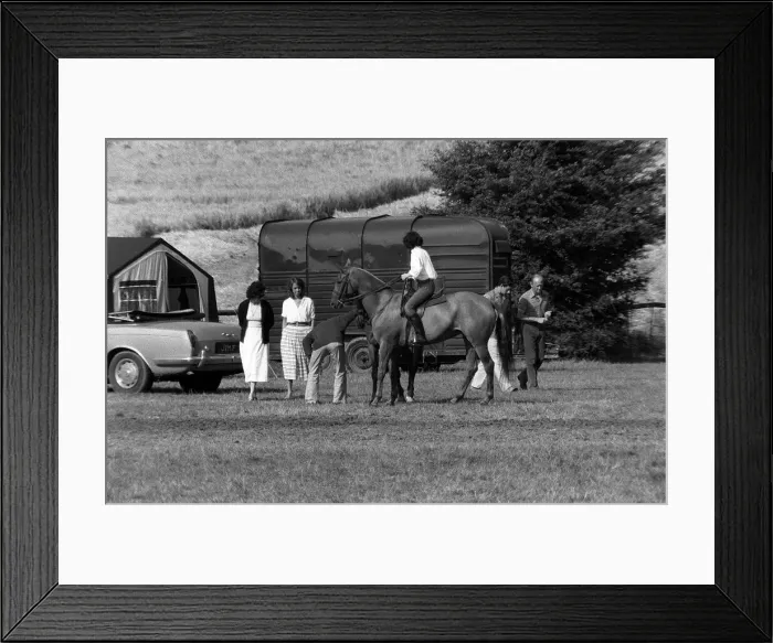 Framed Print : Sabrina Guinness with Prince Charles August 1979 at Midhurst stables Framed Print : Sabrina Guinness with Prince Charles August 1979 at Midhurst stables
