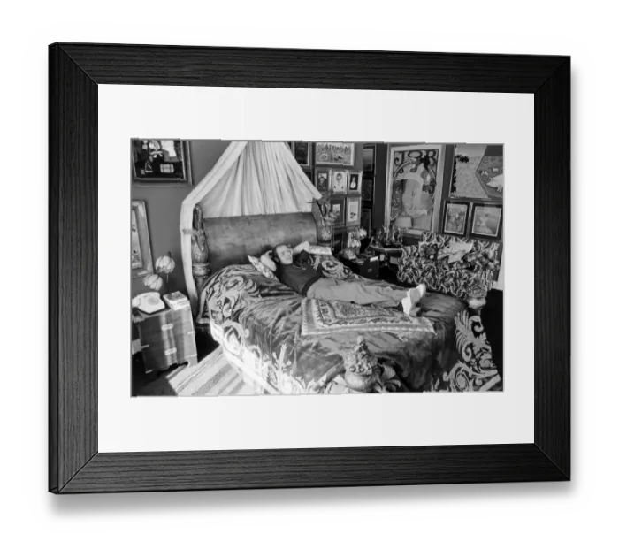 Framed Print : Elton John in his new £50, 000 mansion in Camberley, Surrey. 21st June 1974