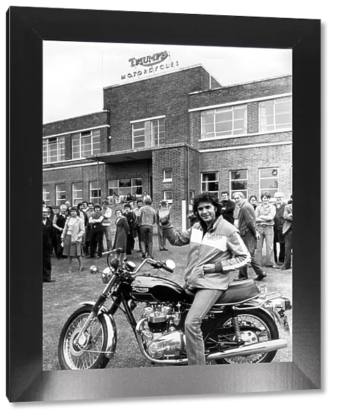 David Essex delighted workers at the Meriden motor cycle co-operative when he collected