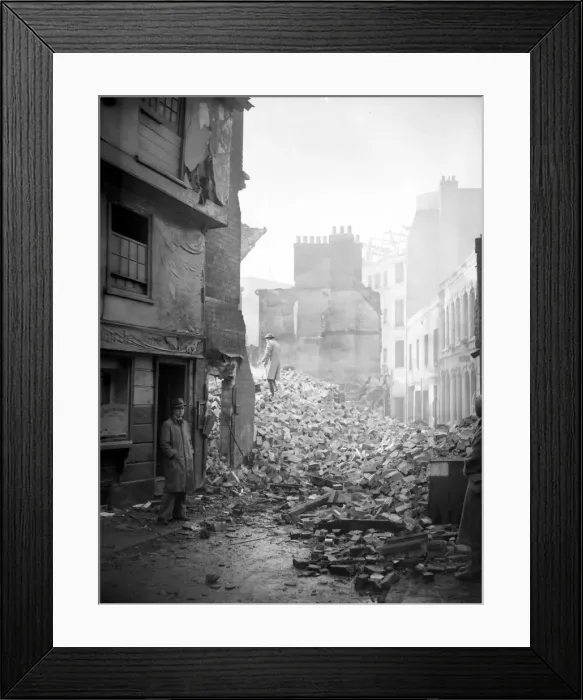 Framed Print : One of the many Coventry streets that was badly damaged during the blitz on 14th November