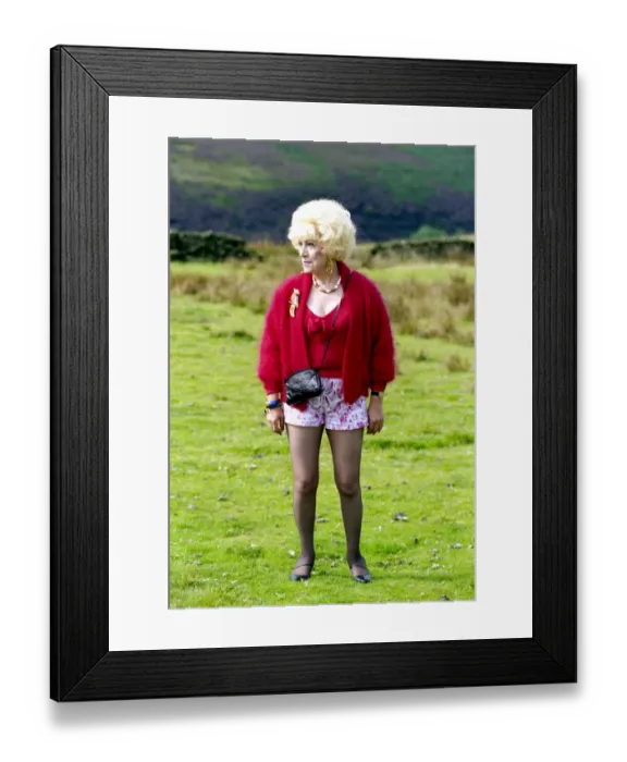 Framed Print : Actress Jean Ferguson who plays Marina, the on screen mistress of Howard Sibshaw in