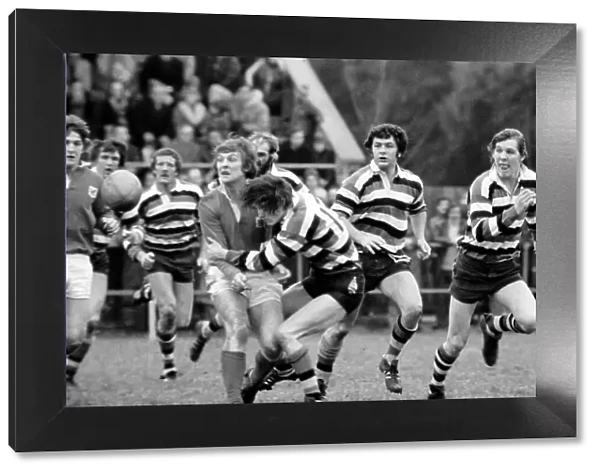 Rugby: London Welsh vs. Bath. January 1977 77-00102-012