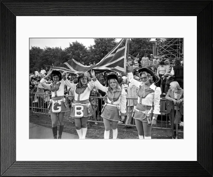 Framed Print : The professionalism of the cool Germans last night put paid to Rugby Framed Print : The professionalism of the cool Germans last night put paid to Rugby