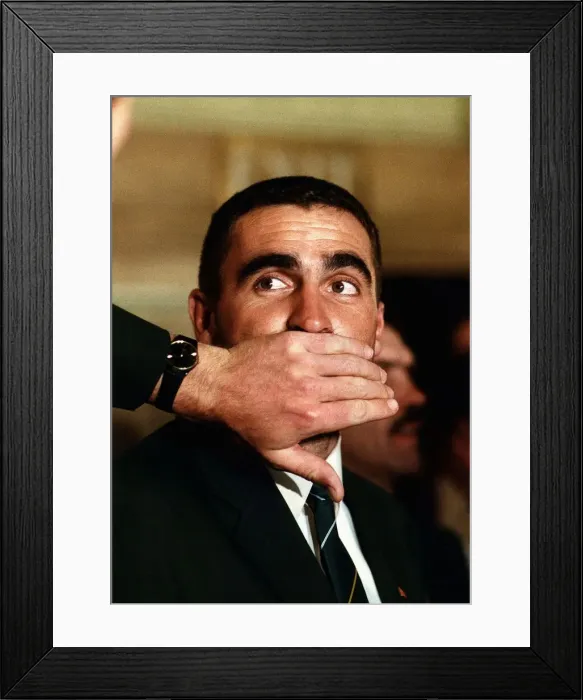 Framed Print : Merv Hughes cricketer for Australia arriving in England Framed Print : Merv Hughes cricketer for Australia arriving in England