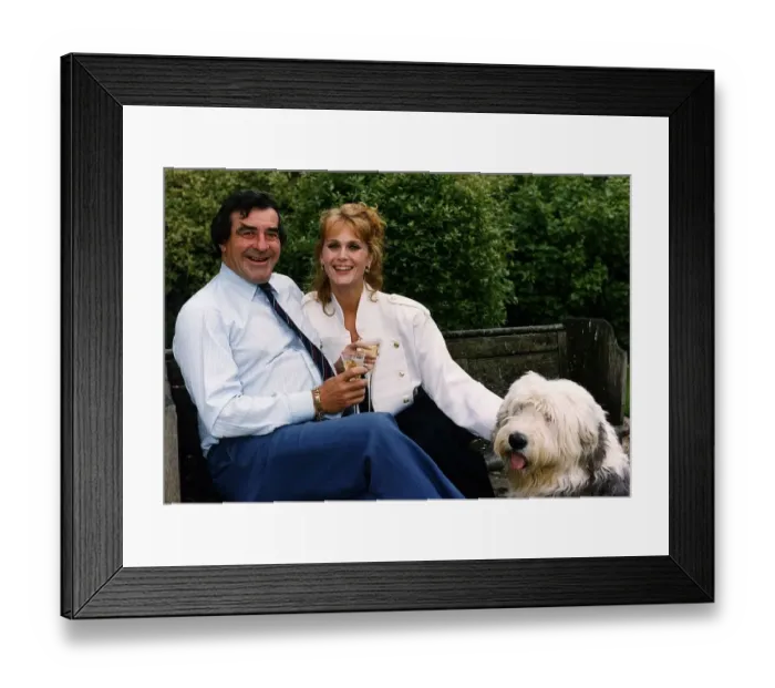 Framed Print : Fred Trueman the england cricketer A©Mirrorpix