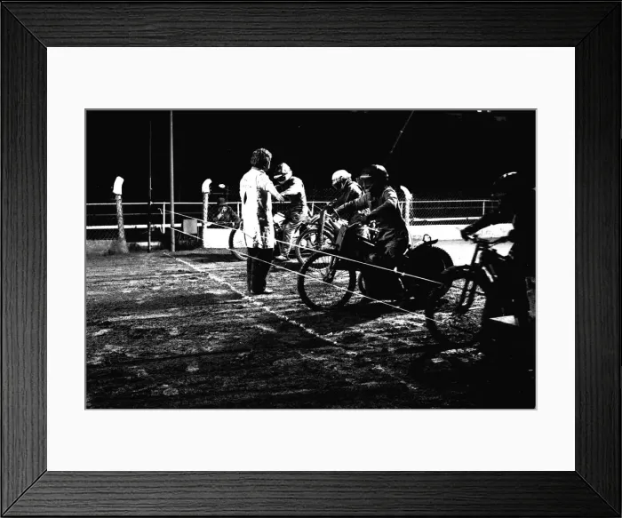 Framed Print : Speedway Action from Brough Park, Newcastle 27 October 1986 Framed Print : Speedway Action from Brough Park, Newcastle 27 October 1986