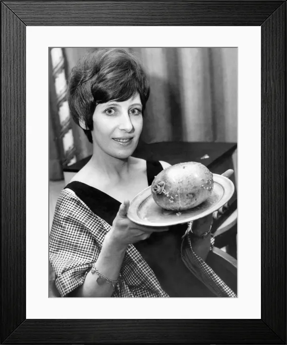 Framed Print : Mrs. E. Campbell, a guest at the Gateshead and District St Framed Print : Mrs. E. Campbell, a guest at the Gateshead and District St