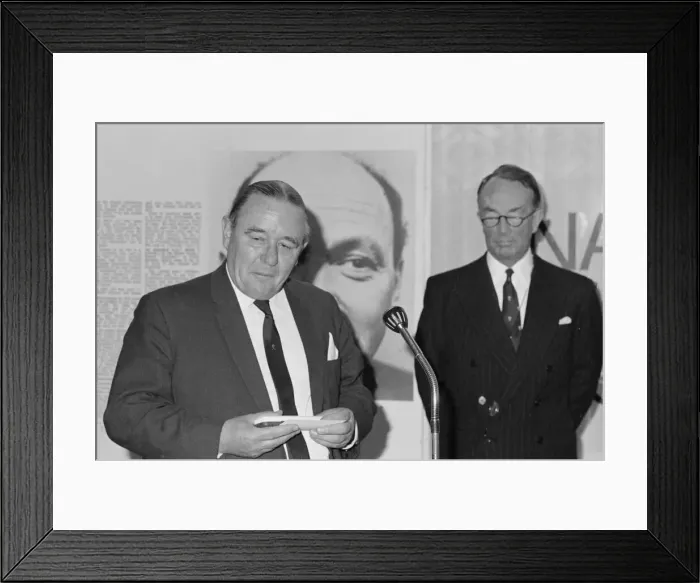 Framed Print : Sunday times writer and former golfing correspondant for the Daily Herald Henry Longhurst Framed Print : Sunday times writer and former golfing correspondant for the Daily Herald Henry Longhurst