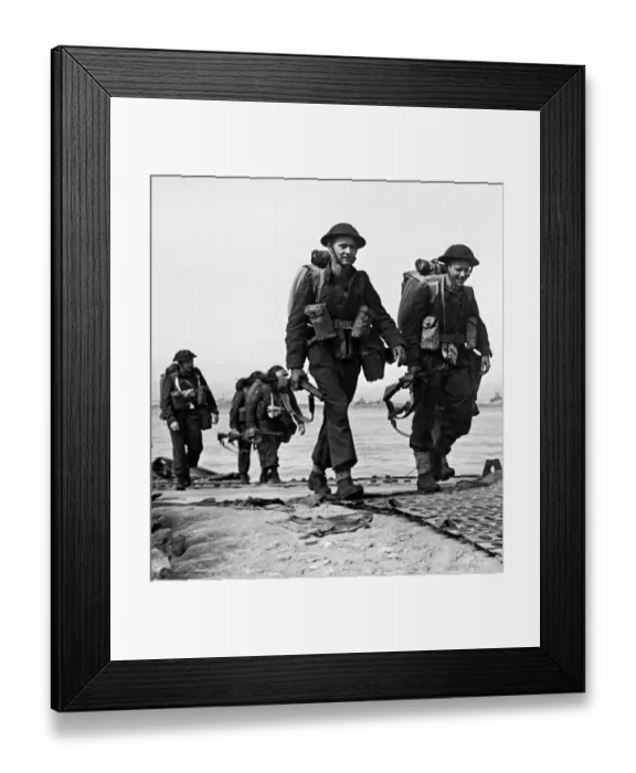 Framed Print : British re enforcement land on Gold beach for the big push into the Normandy town of Caen Framed Print : British re enforcement land on Gold beach for the big push into the Normandy town of Caen