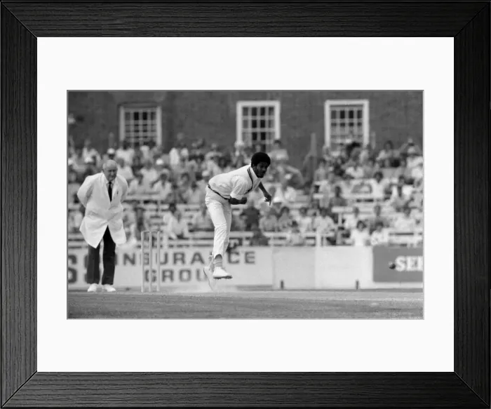 Framed Print : 5th Test: England v West Indies at The Oval, Aug 12-17, 1976 Framed Print : 5th Test: England v West Indies at The Oval, Aug 12-17, 1976