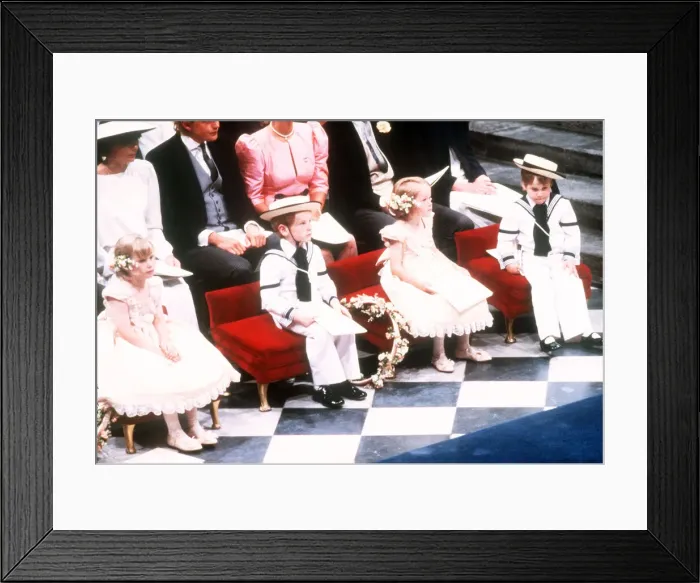 Framed Print : Zara Phillips, Seamus Makim, Laura Fellowes and Prince William waiting in Westminster Framed Print : Zara Phillips, Seamus Makim, Laura Fellowes and Prince William waiting in Westminster