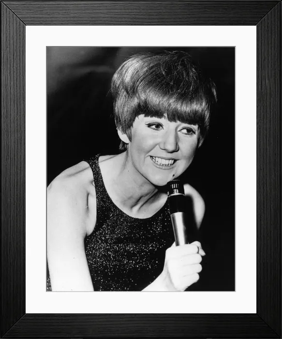Framed Print : Cilla Black pop singer entertainer singing 1966 Framed Print : Cilla Black pop singer entertainer singing 1966