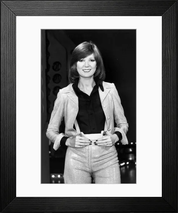 Framed Print : Cilla Black in Pantomine as Aladin December 1971 Framed Print : Cilla Black in Pantomine as Aladin December 1971