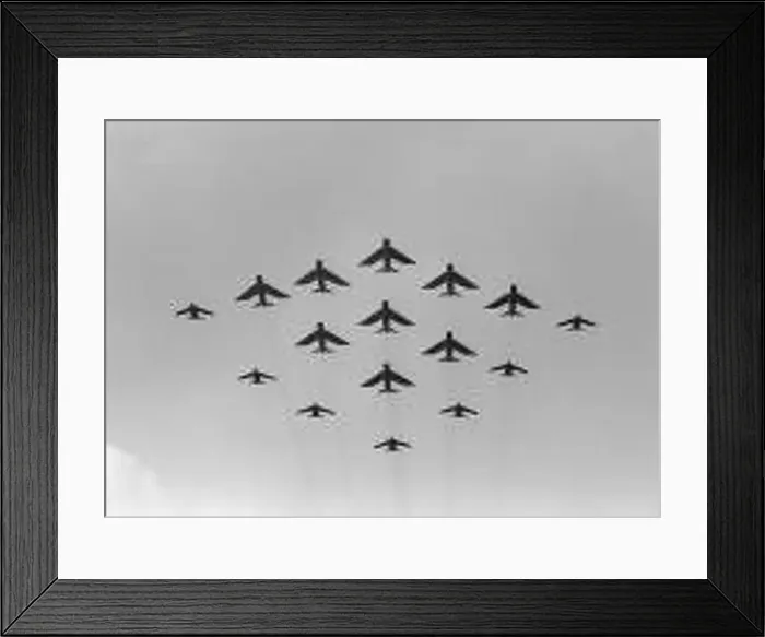  : Aircraft RAF Lightning & Gnat Formation June 1965 The 9 English Electric Lightning