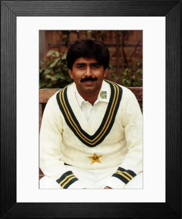 Framed Print : Javed Miandad Pakistan Cricket Player Framed Print : Javed Miandad Pakistan Cricket Player