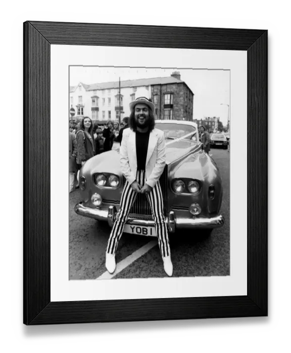 Framed Print : Dave Hill of Slade with his Rolls Royce Silver Cloud 1984 YOB 1 Framed Print : Dave Hill of Slade with his Rolls Royce Silver Cloud 1984 YOB 1