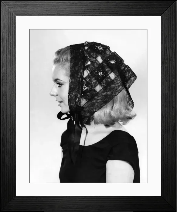 Framed Print : Reveille Fashions 1965: Anna-Marie Grubes. December 1965 P006729 Framed Print : Reveille Fashions 1965: Anna-Marie Grubes. December 1965 P006729