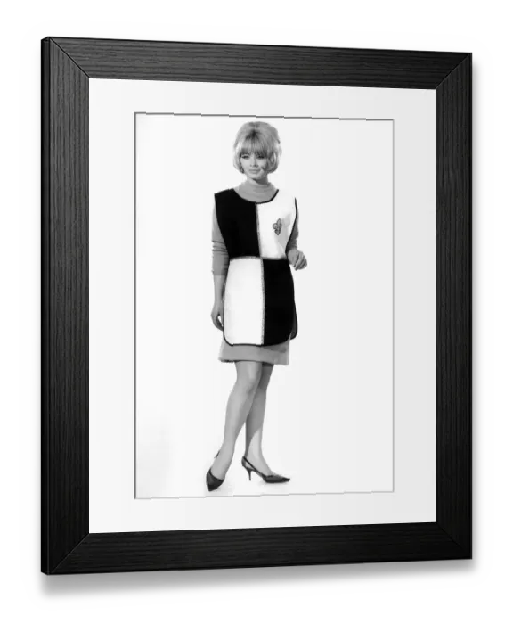 Framed Print : Reveille Fashions 1966: Valerie Stanton. September 1966 P006677