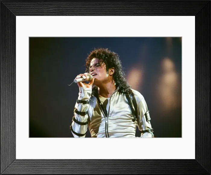 Framed Print : Michael Jackson seen here in concert at Wembley. 26th August 1988 Framed Print : Michael Jackson seen here in concert at Wembley. 26th August 1988