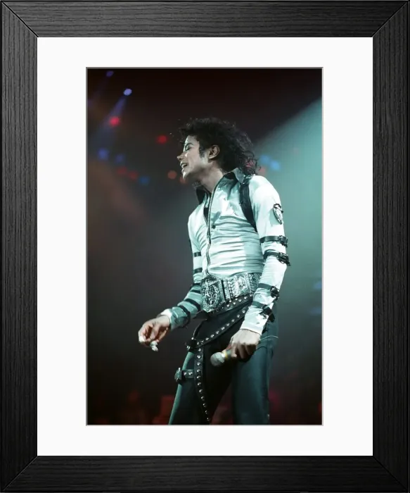Framed Print : Michael Jackson in concert at Wembley. 22nd July 1988 Framed Print : Michael Jackson in concert at Wembley. 22nd July 1988
