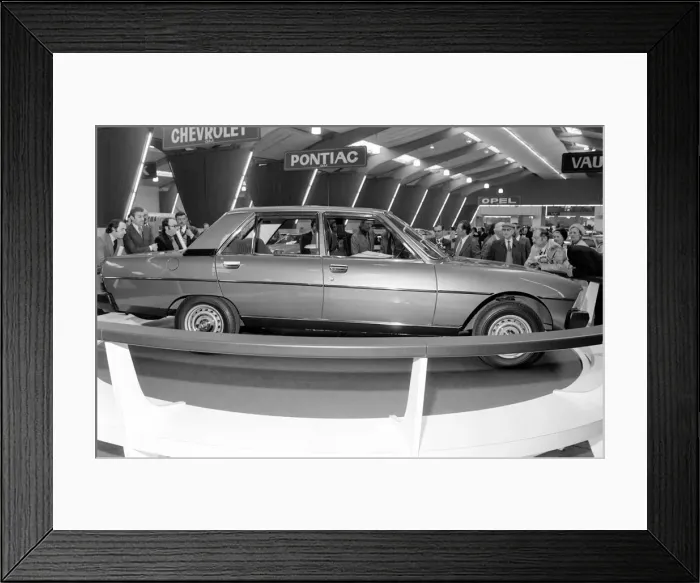 Framed Print : Peugeot. Geneva Motor Show. March 1975 75-01419-003