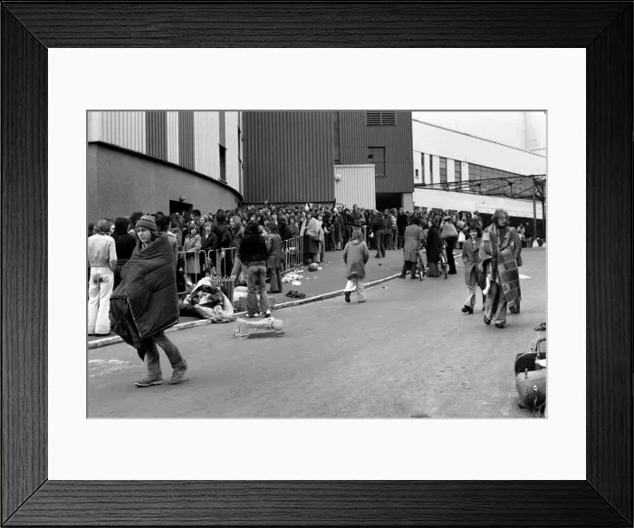 Framed Print : Queued for Pop Group Led Zeppelin Concert. March 1975 75-01455-001 Framed Print : Queued for Pop Group Led Zeppelin Concert. March 1975 75-01455-001