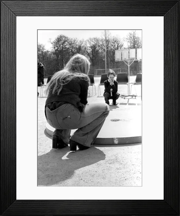 Framed Print : Sport: Unusual: Humour: Marbles Championship: The Worlds Marbles Championships took place Framed Print : Sport: Unusual: Humour: Marbles Championship: The Worlds Marbles Championships took place
