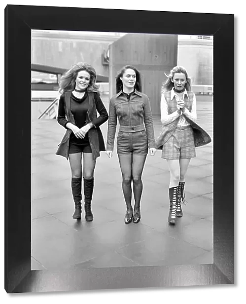 1970s Fashion: Shorts. January 1971 71-00161-015