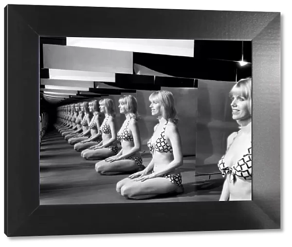Photography  /  Mirror  /  Unusual. Model Nancy Lee. March 1975 75-01252-006