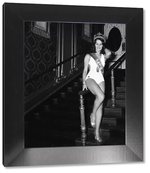 Miss England Contest: Vicki Harris. March 1975 75-01587-004