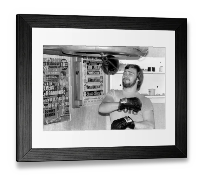 Framed Print : Boxer: John H. Stracey: British and European Welterweight Champion John H Framed Print : Boxer: John H. Stracey: British and European Welterweight Champion John H