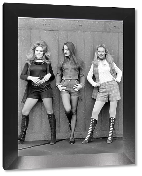 1970s Fashion: Shorts. January 1971 71-00161-003