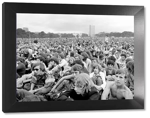 Hyde Park Pop Festival: Massive crowds at LondonIs Hyde Park today during the free pop