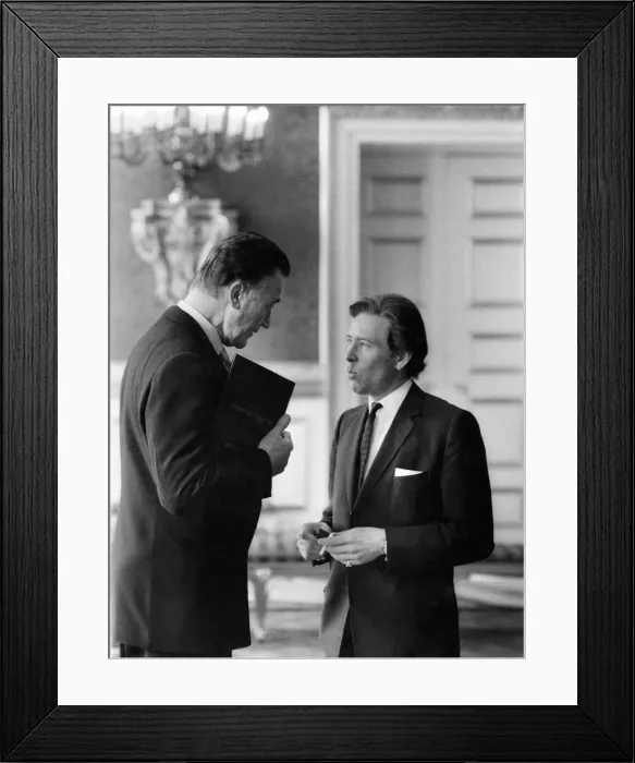 Framed Print : Sir Michael Duff, Lord Lt of Carnaervonshire speaks to the Earl of Snowdon Framed Print : Sir Michael Duff, Lord Lt of Carnaervonshire speaks to the Earl of Snowdon