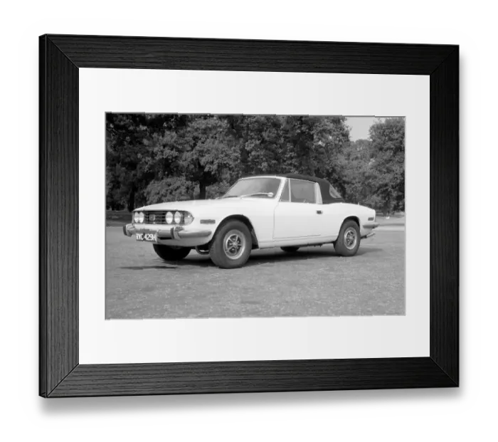 Framed Print : The new 3 litre Triumph Stag convertible'. July 1970 70-6831-003