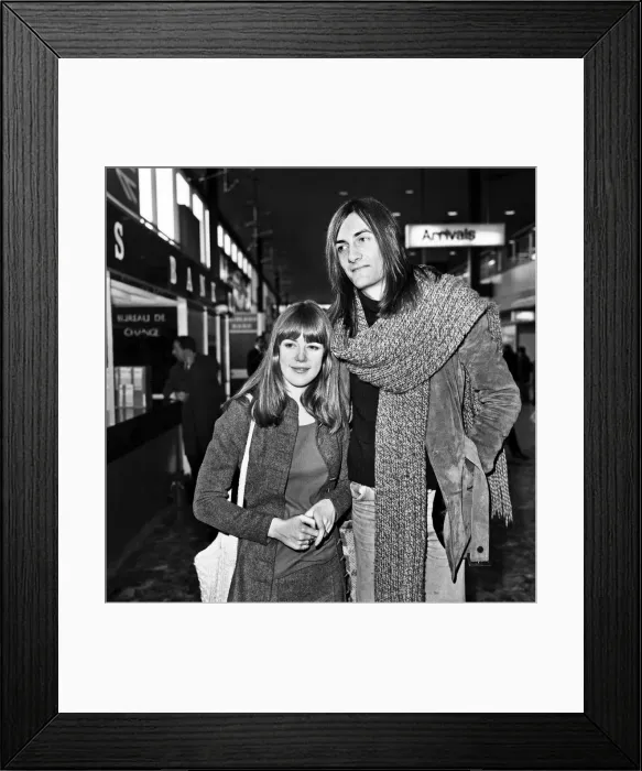 Framed Print : The Fleetwood Mac pop group back in London. Members of the Fleetwood Mac Framed Print : The Fleetwood Mac pop group back in London. Members of the Fleetwood Mac