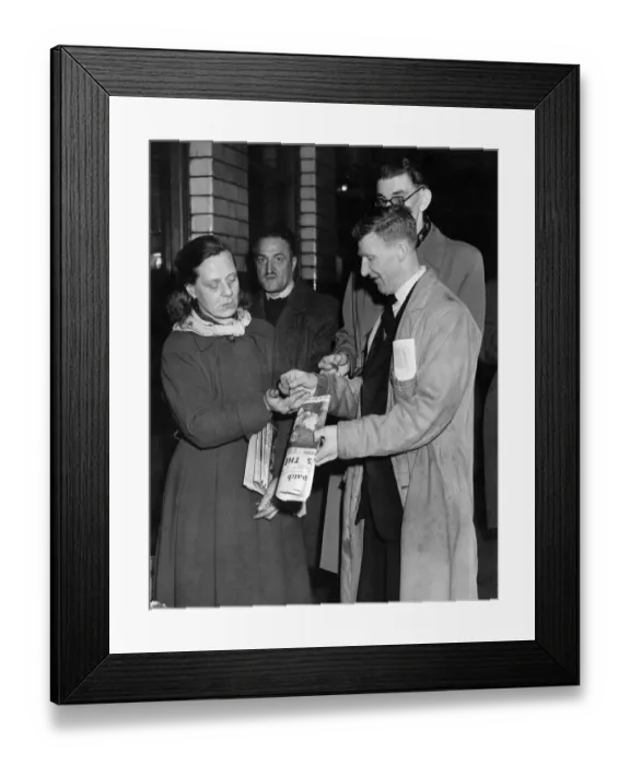 Framed Print : Back again for his Daily Dispatch at Victoria Station early this morning after Framed Print : Back again for his Daily Dispatch at Victoria Station early this morning after