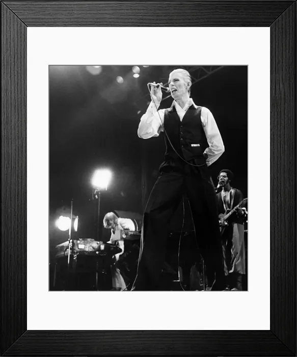 Framed Print : David Bowie pop singer on stage 1976 Framed Print : David Bowie pop singer on stage 1976