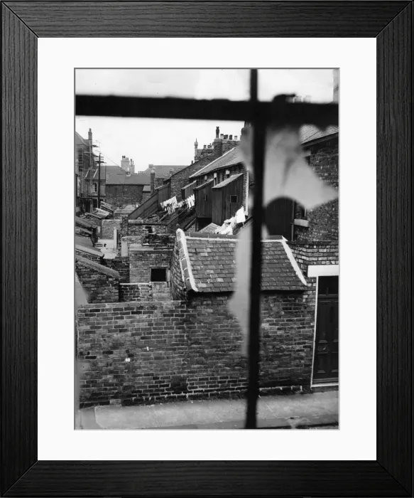 Framed Print : Derelict housing in an area of Newcastle Framed Print : Derelict housing in an area of Newcastle
