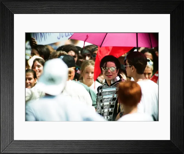 Framed Print : American pop singer Michael Jackson during a walkabout in Budapest, Hungary Framed Print : American pop singer Michael Jackson during a walkabout in Budapest, Hungary