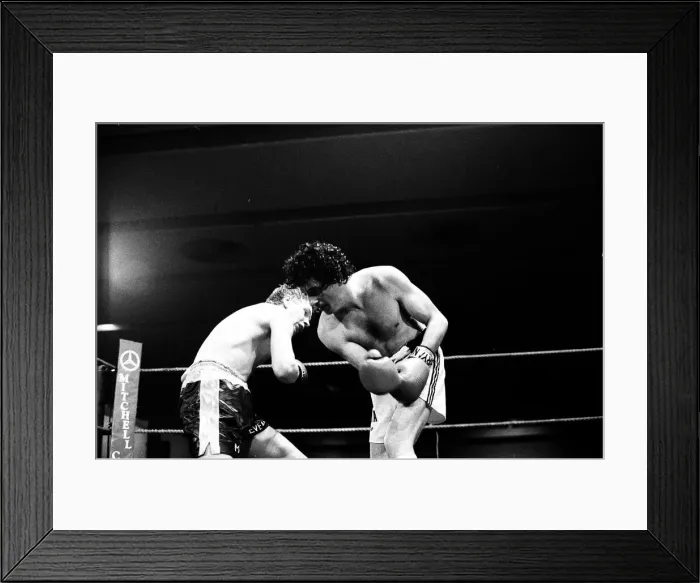 Framed Print : Keith Wallace v Esteban Eguia. Featherweight Boxing. 1st Feb 1984 Framed Print : Keith Wallace v Esteban Eguia. Featherweight Boxing. 1st Feb 1984