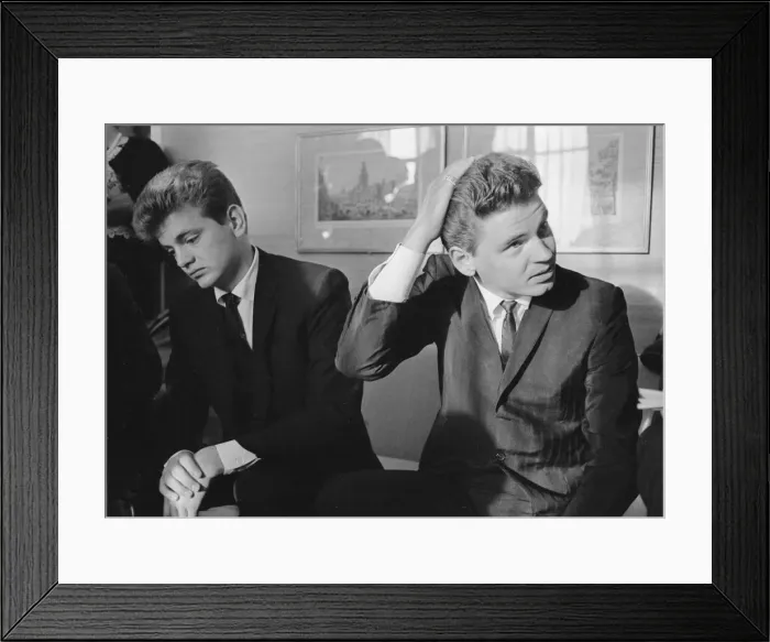 Framed Print : Phil (left) and Don Everly, American singing duo The Everly Brothers Framed Print : Phil (left) and Don Everly, American singing duo The Everly Brothers