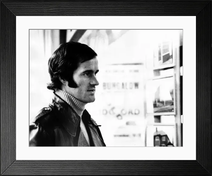 Framed Print : George Graham footballer 1973 Framed Print : George Graham footballer 1973