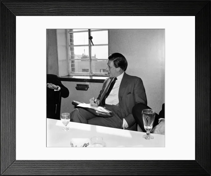 Framed Print : George Henry Hubert Lascelles, 7th Earl of Harewood attends news press conference for an