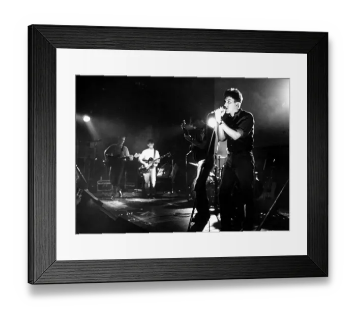 Framed Print : Terry Hall and The Colourfield performed on stage at Coventry Lanchester Polytechnic in