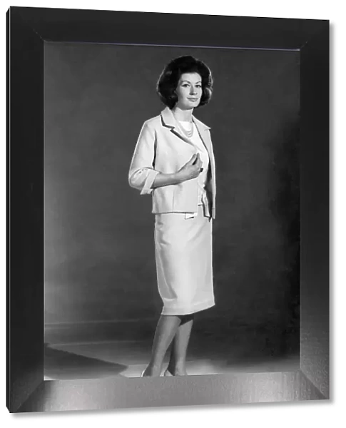Reveille Fashions 1962: Ann Hoult. November 1962 P007786